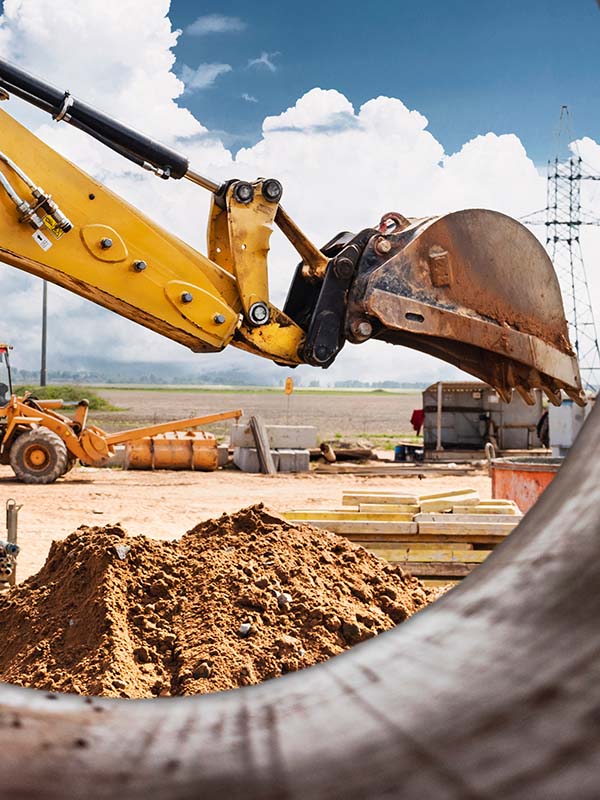 Baumaschine auf Baustelle